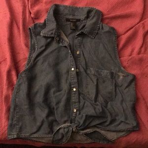 Jean sleeveless crop top with front tie